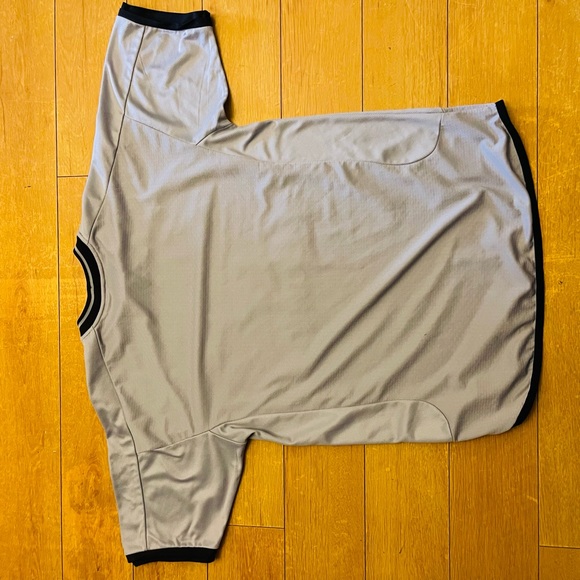 Rare vintage Manchester United Jersey. - Picture 7 of 7